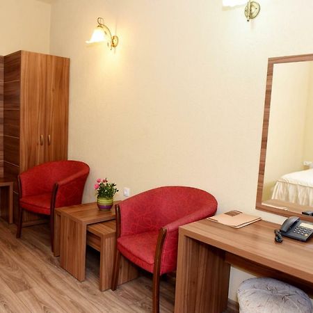 Hotel Gema Braşov Eksteriør bilde