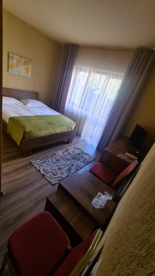 Hotel Gema Braşov Eksteriør bilde