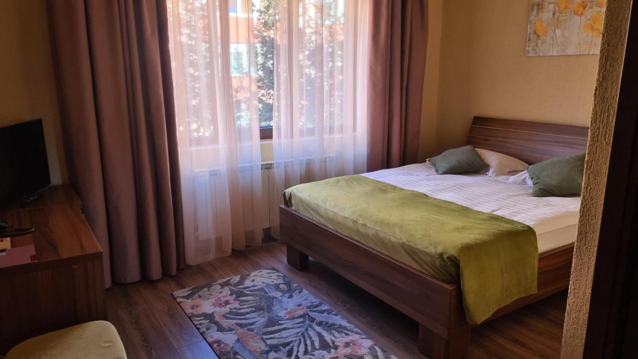 Hotel Gema Braşov Eksteriør bilde
