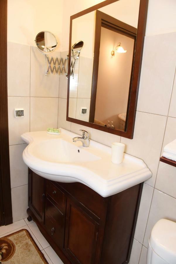 Hotel Gema Braşov Eksteriør bilde