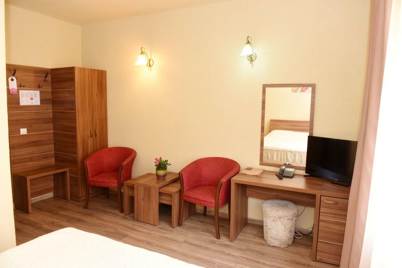Hotel Gema Braşov Eksteriør bilde